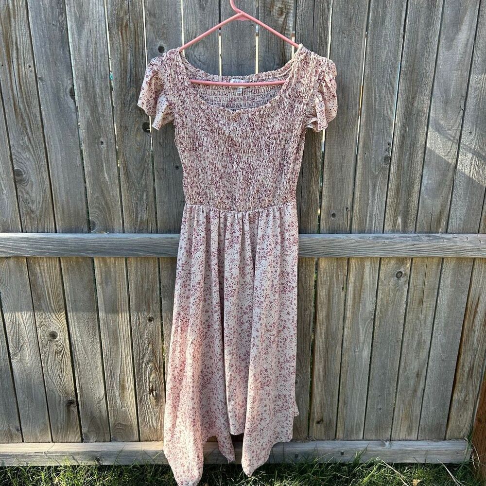 Hayden dress short sleeve floral size small